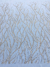 Ezüst Couture Csipke Baby Blue Tülllel, Gyöngyökkel és Flitterekkel